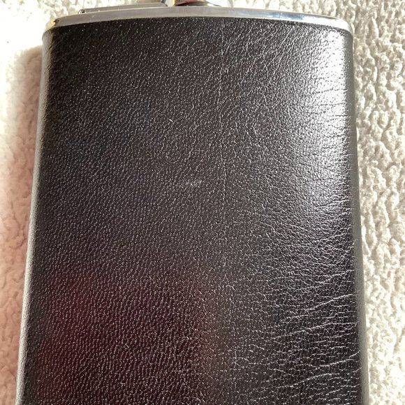 Flask by T. Anthony - Picture 5 of 9